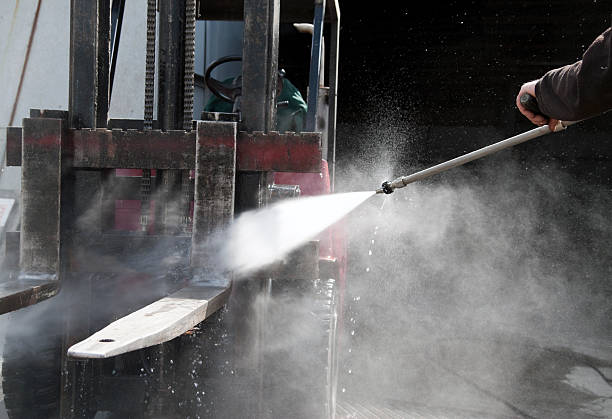 Best Machinery and Equipment Cleaning  in Bellevue, MI